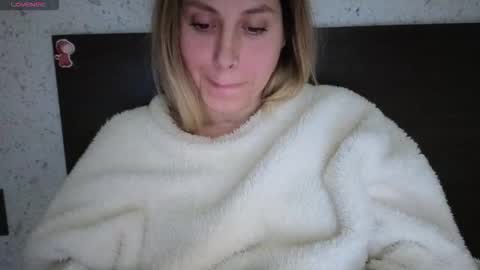 Nica    follow me   online show from November 22, 2025, 3:44 pm