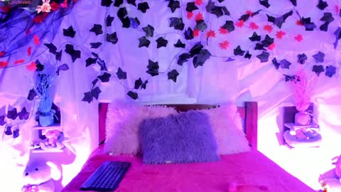 New girl Emily Valentina  Michelle online show from February 4, 2025, 2:28 am