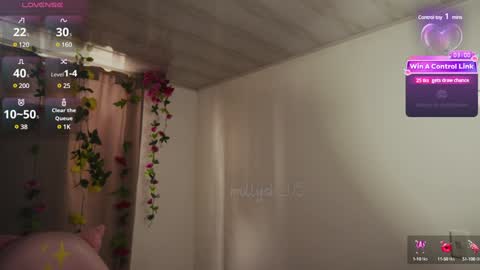 Snapshot of mollysb_05 chatting on December 6, 2024, 3:55 pm mollysb_05 online show from December 6, 2024, 3:55 pm