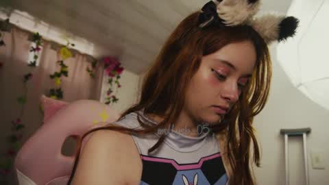 Snapshot of mollysb_05 chatting on January 16, 2025, 2:41 pm mollysb_05 online show from January 16, 2025, 2:41 pm