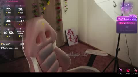 Snapshot of mollysb_05 chatting on February 18, 2025, 8:47 pm mollysb_05 online show from February 18, 2025, 8:47 pm