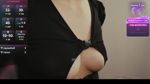 Snapshot of mollysb_05 chatting on February 21, 2025, 9:22 pm mollysb_05 online show from February 21, 2025, 9:22 pm