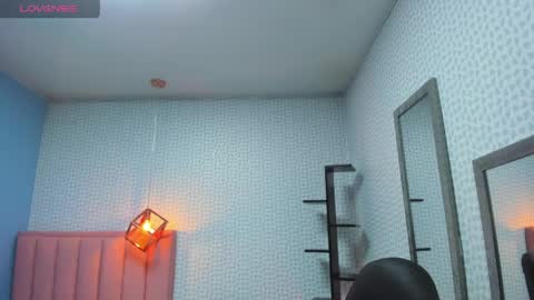 MOLLY online show from June 6, 2026, 6:56 pm
