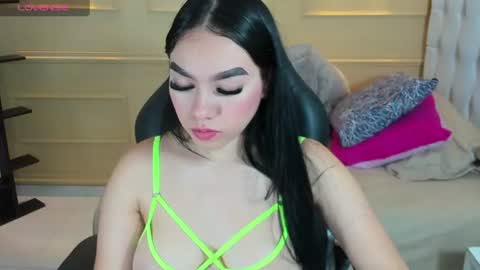 MOLLY online show from July 2, 2026, 7:09 pm