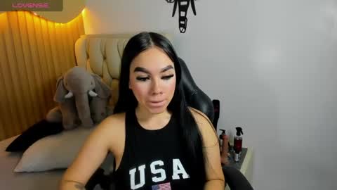 MOLLY online show from July 4, 2026, 6:58 pm