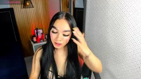 MOLLY online show from July 6, 2026, 6:43 pm