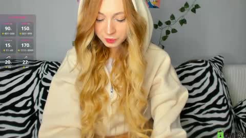 Snapshot of mollystouch chatting on May 21, 2026, 9:11 pm Amely online show from May 21, 2026, 9:11 pm