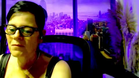 Snapshot of mollysun chatting on August 1, 2026, 5:23 pm MollySun Nina Randmann online show from August 1, 2026, 5:23 pm