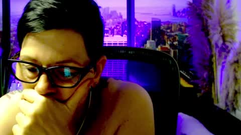 Snapshot of mollysun chatting on August 3, 2026, 2:54 pm MollySun Nina Randmann online show from August 3, 2026, 2:54 pm