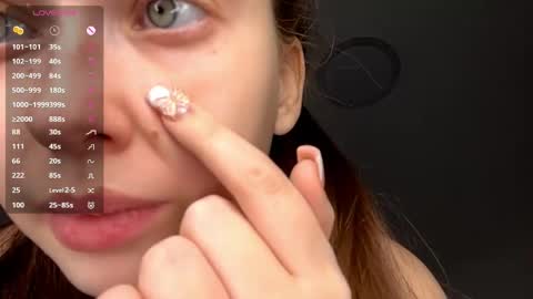 Snapshot of moltenpeach chatting on June 3, 2026, 2:33 pm Hermina online show from June 3, 2026, 2:33 pm
