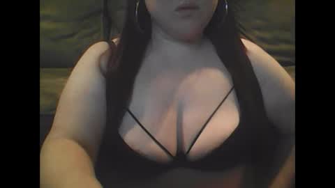 mommies_mooseknuckle online show from October 7, 2025, 12:46 pm