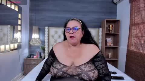 Jelitza online show from June 9, 2026, 9:26 pm