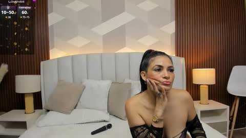 Letty Smith online show from November 15, 2025, 11:18 am