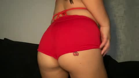 Snapshot of mommygoddess03 chatting on November 25, 2025, 2:00 am mommygoddess03 online show from November 25, 2025, 2:00 am