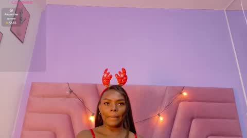 Snapshot of mommywebcam chatting on December 21, 2025, 12:01 pm DINAH online show from December 21, 2025, 12:01 pm