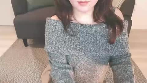 Momo online show from January 10, 2025, 12:49 am