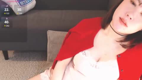 Momo online show from May 11, 2026, 3:12 am