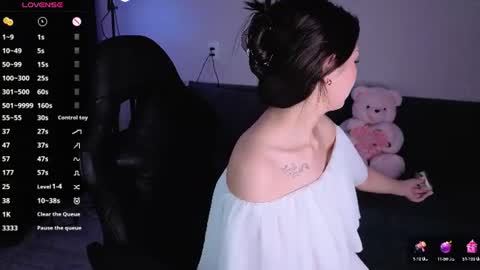 momo_ayase online show from June 27, 2026, 3:17 pm