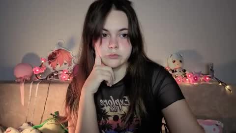 Momo online show from February 27, 2026, 11:10 am