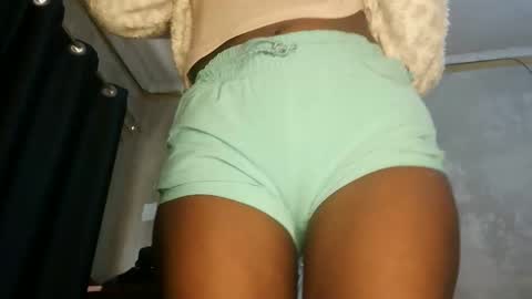 Snapshot of monah_ebony chatting on March 21, 2026, 8:19 am mona online show from March 21, 2026, 8:19 am