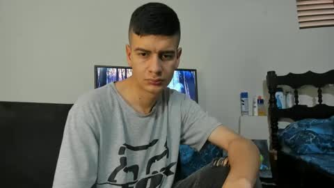 nicolas online show from December 8, 2024, 7:43 pm