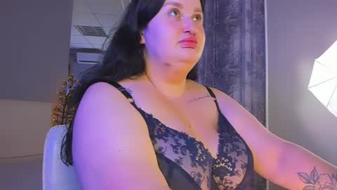 Monica online show from July 13, 2026, 12:19 pm