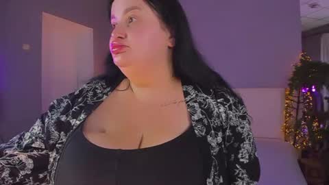 Monica online show from July 23, 2026, 12:14 pm