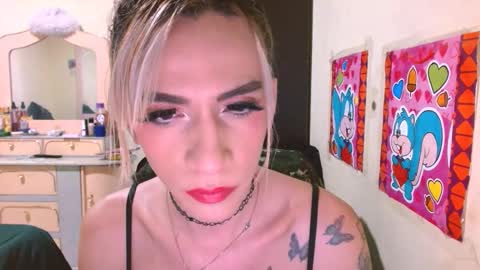 Snapshot of monicalimite123 chatting on November 25, 2025, 2:00 am monicalimite123 online show from November 25, 2025, 2:00 am