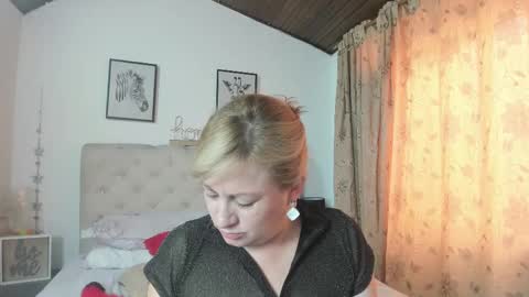 Mony online show from February 17, 2025, 7:10 pm