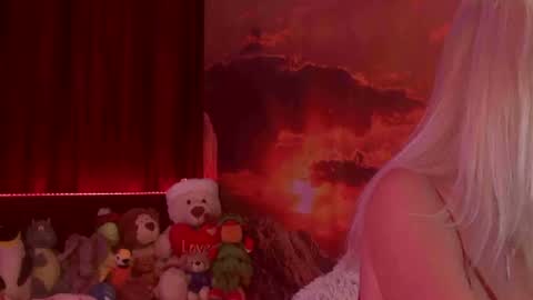 Monika    online show from January 12, 2025, 2:45 am