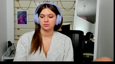 Monika online show from January 21, 2025, 6:02 pm