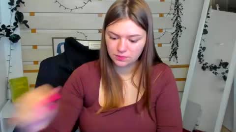 Monika online show from April 28, 2026, 8:52 am