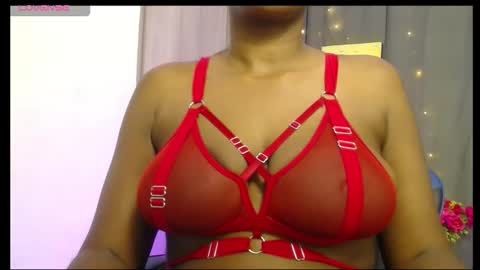 monique78854192 online show from March 18, 2026, 2:47 am