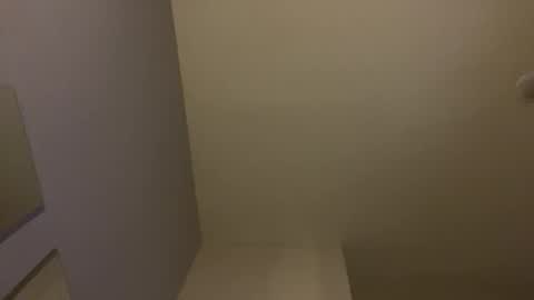 Snapshot of moniqueandpapi chatting on April 6, 2026, 1:47 am Moniquelalatina online show from April 6, 2026, 1:47 am