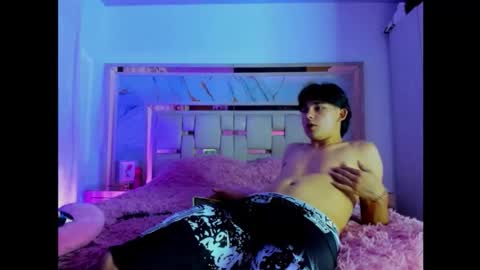 Snapshot of monky_0002 chatting on March 6, 2026, 11:34 pm monky_0002 online show from March 6, 2026, 11:34 pm