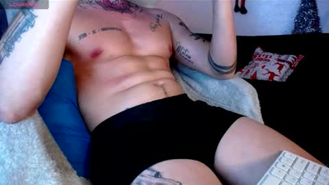 monnojones online show from December 11, 2024, 3:13 am