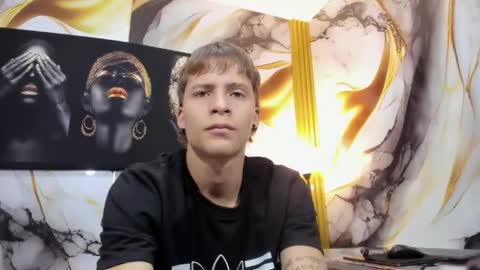 Snapshot of mono_blonde chatting on June 2, 2026, 11:34 am mono_blonde online show from June 2, 2026, 11:34 am