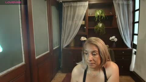 Snapshot of monserratgray chatting on July 8, 2026, 1:26 pm MONSERRAT online show from July 8, 2026, 1:26 pm