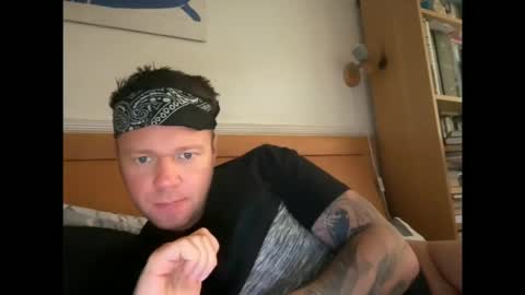 Monster D online show from October 7, 2025, 3:42 pm