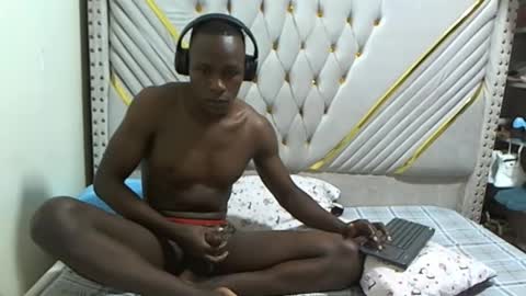 Snapshot of monstrous_cock1 chatting on April 15, 2026, 6:59 pm monstrous_cock1 online show from April 15, 2026, 6:59 pm