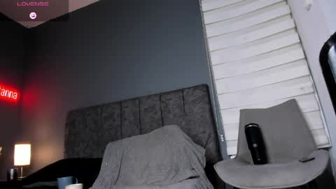 mont_777 online show from May 22, 2026, 1:17 pm
