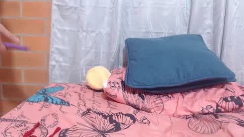 Snapshot of montserrat_jay chatting on July 25, 2026, 2:03 pm Luisa online show from July 25, 2026, 2:03 pm