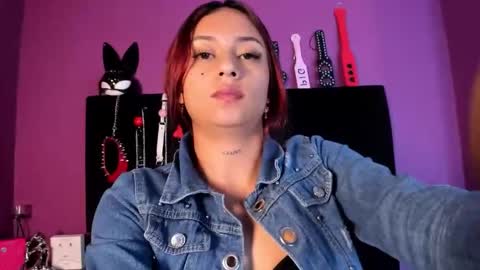 Snapshot of monttserratt chatting on October 29, 2025, 11:45 am Monttserratt online show from October 29, 2025, 11:45 am