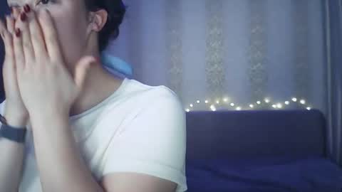 Snapshot of moodiemira chatting on October 9, 2025, 3:32 pm moodiemira online show from October 9, 2025, 3:32 pm