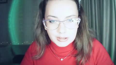 Snapshot of moodiemira chatting on October 10, 2025, 3:33 pm moodiemira online show from October 10, 2025, 3:33 pm