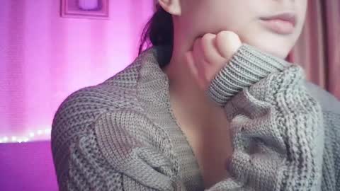 Snapshot of moodiemira chatting on October 14, 2025, 6:52 pm moodiemira online show from October 14, 2025, 6:52 pm