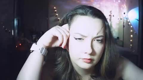 Snapshot of moodiemira chatting on October 25, 2025, 12:40 am moodiemira online show from October 25, 2025, 12:40 am