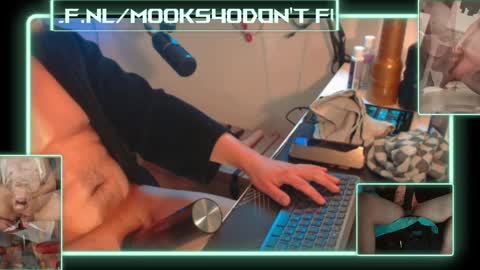 Snapshot of mooks40k chatting on May 16, 2026, 11:46 pm M00ks online show from May 16, 2026, 11:46 pm