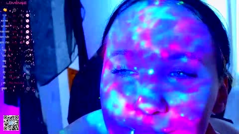 Snapshot of moon_avengers chatting on February 28, 2025, 12:52 pm Lola online show from February 28, 2025, 12:52 pm