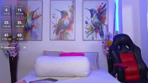 Moon online show from October 21, 2025, 7:58 pm